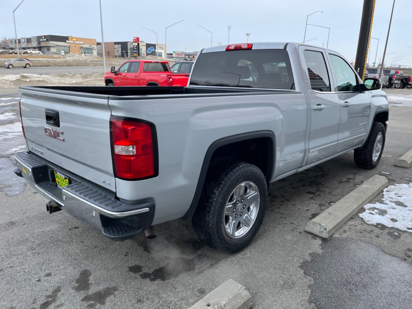 2015 Silver /charcoal cloth GMC Sierra 1500 SLE Double Cab 4WD (1GTV2UEC7FZ) with an 5.3L V8 OHV 16V engine, 6-Speed Automatic transmission, located at 1960 Industrial Drive, Wasilla, 99654, (907) 274-2277, 61.573475, -149.400146 - Photo#4